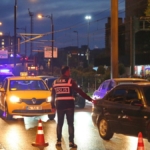 İstanbul'daki asayiş uygulamasında aranan 631 zanlı yakalandı