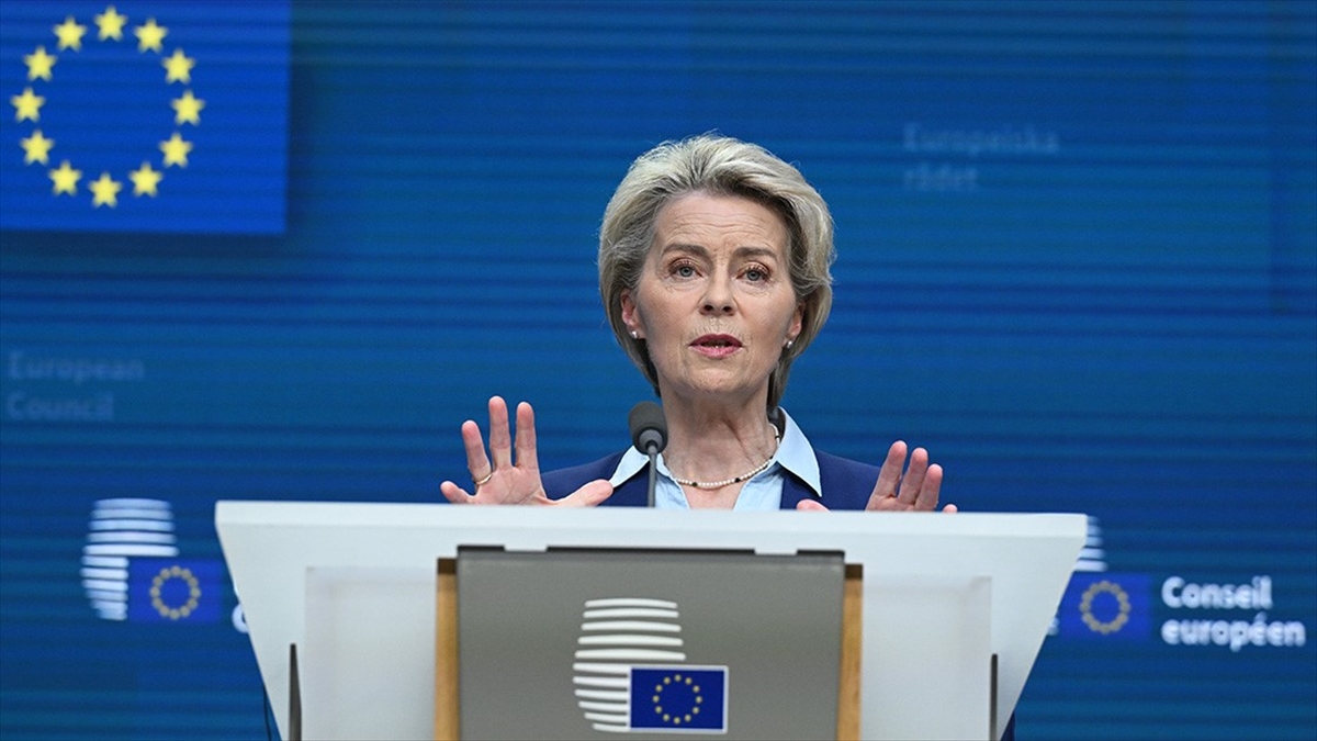 alman-siyasetci-von-der-leyen-ab-komisyonu-baskanligi-icin-yeniden-adayligini-acikladi-7DDsmn6K.jpg