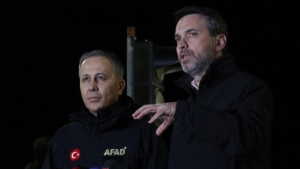 bakan-bayraktar-erzincandaki-maden-sahasinda-heyelan-riski-nedeniyle-arama-faaliyetlerini-durdurduklarini-bildirdi-qWIjkUtC.jpg