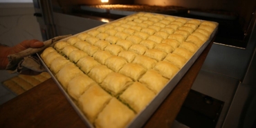 gastronomi-sehrinin-liseli-baklava-ureticileri-okula-1-yilda-4-milyon-lira-gelir-sagladi-psgudRfu.jpg
