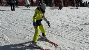 ilgaz-daginda-bu-sezon-yaklasik-1500-kisiye-kayak-egitimi-verildi-kEzQYcaF.jpg