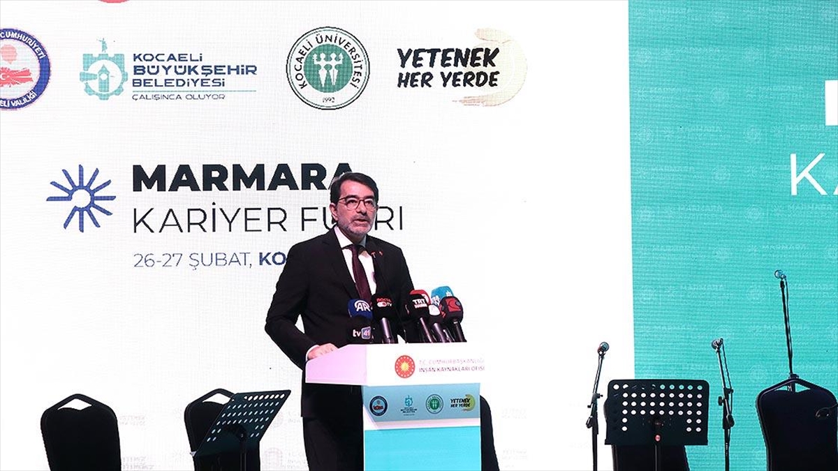kocaeli-marmara-kariyer-fuarina-ev-sahipligi-yapiyor-BszEDQQp.jpg