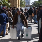 pakistan-secimlere-zor-sartlarda-giriyor-sZnCdpe3.jpg
