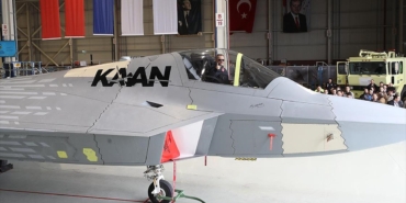 savunma-sanayii-baskani-gorgun-kaanin-ilk-ucusu-cok-buyuk-bir-motivasyon-V7VuPp1s.jpg