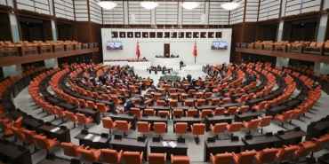 tbmm-genel-kurulu-8-yargi-paketinin-gorusmelerine-baslayacak-MTisGZHI.jpg
