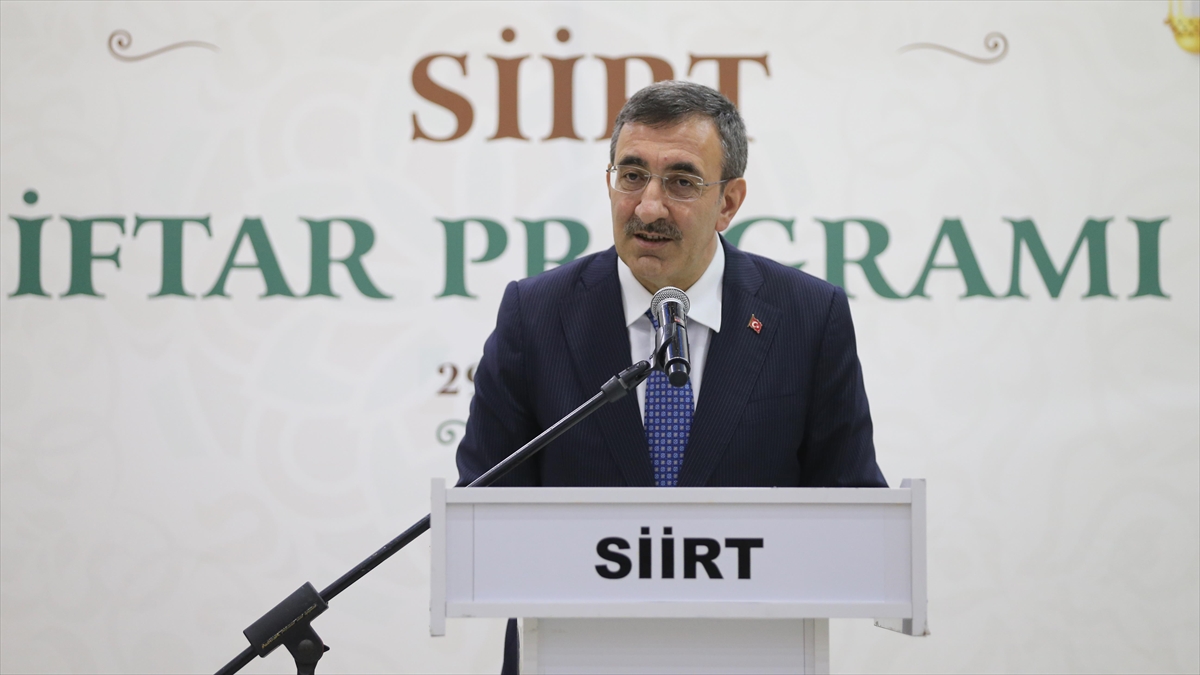 cumhurbaskani-yardimcisi-yilmaz-dogu-ve-guneydogu-cok-hizli-bir-sekilde-buyuyecek-MzRilgsF.jpg