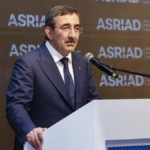 cumhurbaskani-yardimcisi-yilmaz-enflasyonu-dusurmeyi-oncelikli-konumuz-olarak-goruyoruz-K4bKIqGm.jpg