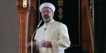 diyanet-isleri-baskani-erbas-akla-ve-iradeye-zarar-veren-her-turlu-bagimlilikla-mucadele-edelim-ROHwONnH.jpg