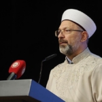 diyanet-isleri-baskani-erbas-ramazan-ayinin-yeni-bir-uyanisa-ve-dirilise-vesile-olmasini-temenni-KkTm8Wka.jpg