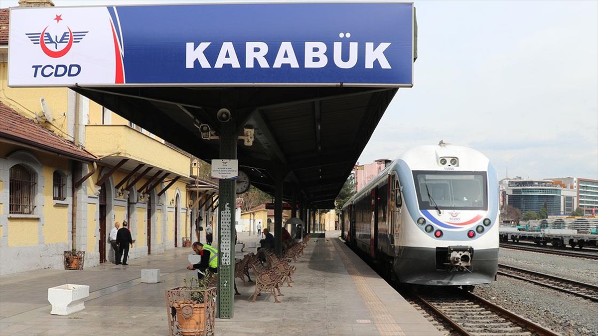 karaelmas-turizm-ekspresi-yolcularini-tarih-ve-dogayla-bulusturacak-OYe6uGnL.jpg