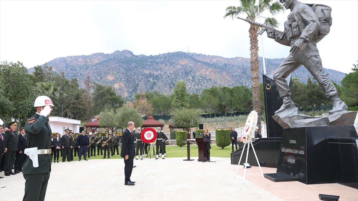 kktcde-canakkale-deniz-zaferinin-109-yil-donumu-dolayisiyla-torenler-duzenlendi-H5b6Q6bQ.jpg