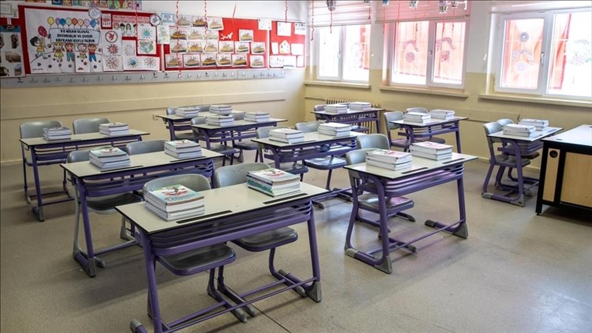 ozel-okullarin-ucretsiz-kontenjanlari-icin-merkezi-yerlestirme-yapilacak-CDQ9nCnp.jpg