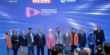 rtuk-ev-sahipliginde-televizyon-dizilerinde-kadin-paneli-lOUiQPzT.jpg
