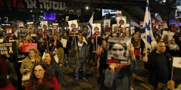 tel-avivde-binlerce-israilli-protestocu-netanyahuya-istifa-ve-erken-secim-cagrisi-yapti-BmjcuSSy.jpg