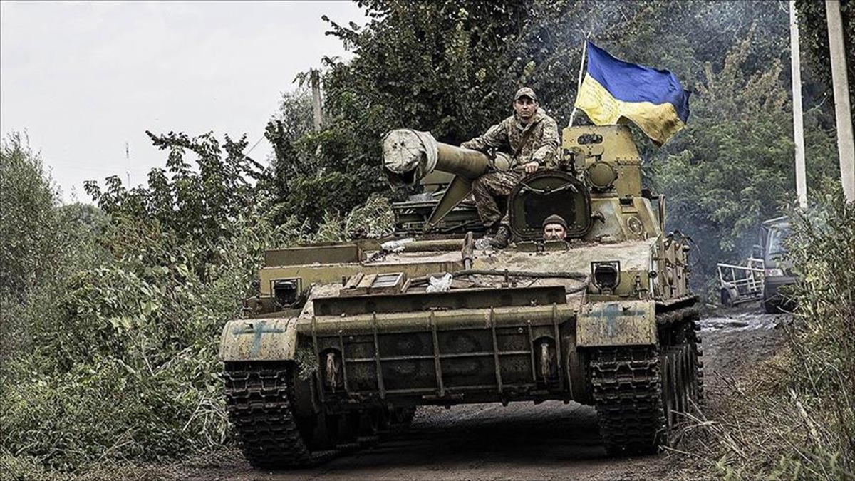 ukrayna-savasin-son-doneminde-saldirilarini-ruslarin-karadeniz-donanmasina-yogunlastirdi-FIOkvzEh.jpg