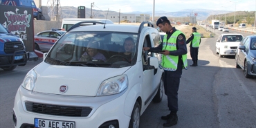 bakan-yerlikaya-ramazan-bayrami-nedeniyle-yola-cikacaklara-uyarilarda-bulundu-Me23jLGA.jpg