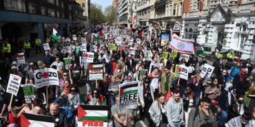 ingilterenin-israile-silah-satisini-protesto-eden-on-binlerce-kisi-londrada-yurudu-8mY5R56r.jpg