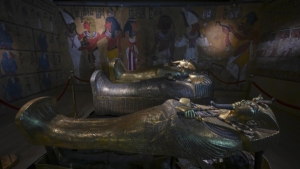 replikalardan-olusturulan-tutankhamun-cocuk-kralin-hazineleri-sergisi-ankarada-YR7a56SY.jpg