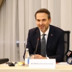 bakan-bayraktar-igdir-nahcivan-dogalgaz-boru-hattinda-calismalar-yogun-bir-sekilde-devam-ediyor-97N62nAV.jpg