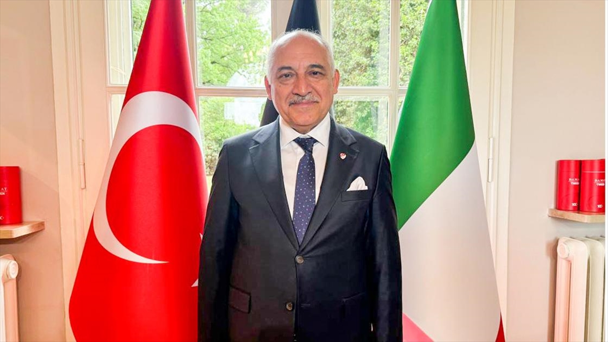 tff-baskani-mehmet-buyukeksi-hocamiz-montella-ozellikle-guclu-takimlarla-hazirlik-maci-yapmak-istedi-U4peLIcP.jpg