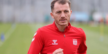 Sivasspor'un kaptanlarından Ziya Erdal: Gerçekten iyi bir takımız, bunu da zamanla sonuca yansıtacağımızı düşünüyorum