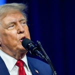 Trump, ABD'nin üzerine "devasa bir savunma kalkanı inşa edeceklerini" söyledi