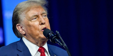 Trump, ABD'nin üzerine "devasa bir savunma kalkanı inşa edeceklerini" söyledi