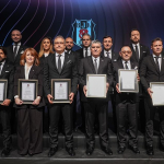 Beşiktaş'ta başkanlığa seçilen Serdal Adalı ve yönetimi, mazbatalarını aldı
