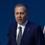 İçişleri Bakanı Yerlikaya: Trafik hız levhalarının yeniden gözden geçirilmesi büyük önem taşıyor