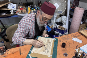 Parkinsona hat sanatıyla uğraşarak karşı koyuyor