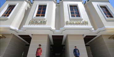 Beyoğlu Belediye Başkanı İnan Güney, görevden uzaklaştırıldı