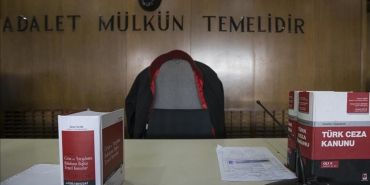 Depremde 115 kişinin öldüğü Penta Park Sitesi'ne ilişkin 13 belediye personeli hakkında dava açıldı