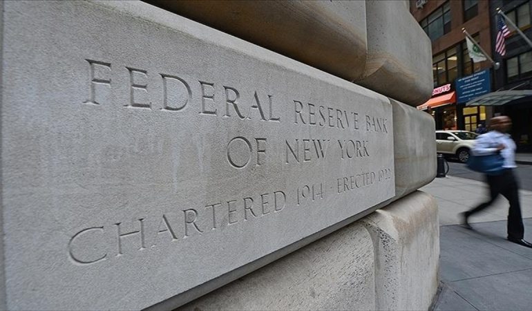 Fed tutanakları, çoğu yetkilinin enflasyonu daha büyük bir risk olarak değerlendirdiğini gösterdi