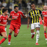 Fenerbahçe, UEFA Şampiyonlar Ligi play-off turu ilk maçında Benfica ile berabere kaldı