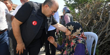Sındırgı'da deprem sonrası yürütülen çalışmalar sürüyor